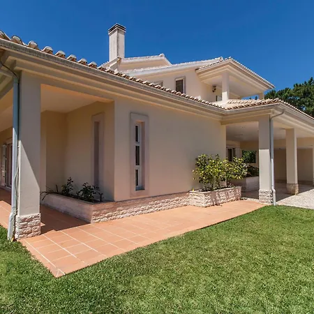 Amendoa Villa