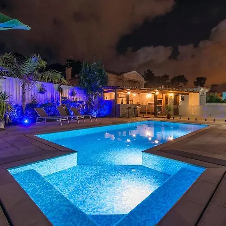 Amendoa Villa